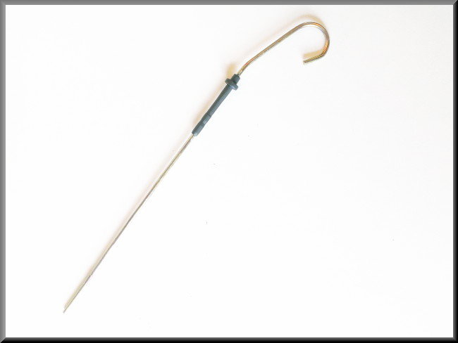 Oil dipstick 24 cm – Renault 12 – Renault 15 - OEM 7700541128
