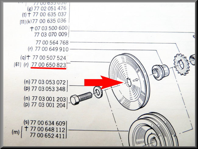 Crankshaft pulley with shims – Renault 12 – Renault 15 - Renault 17 - OEM 7700649910 / 7700650823