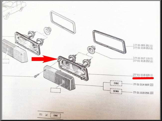 Veilleuse gauche – Renault 12 – OEM 7701018028