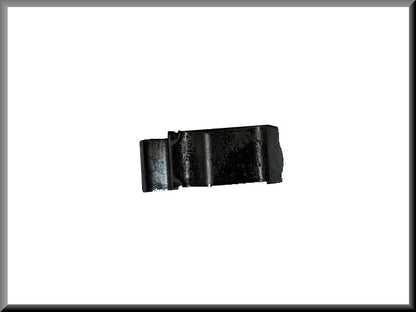 Ventilation valve push cable clamp – Renault 16 – OEM 0855854900