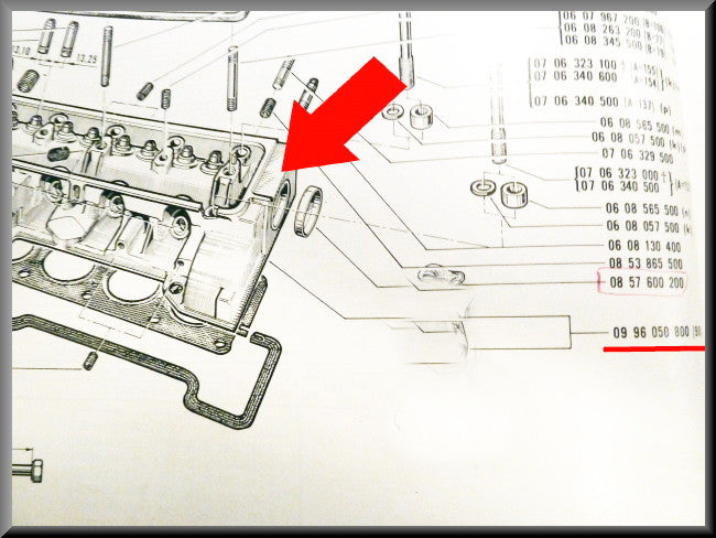 Cylinder head including valves – Renault 16 (1150 - 1152) – OEM 0996050800A