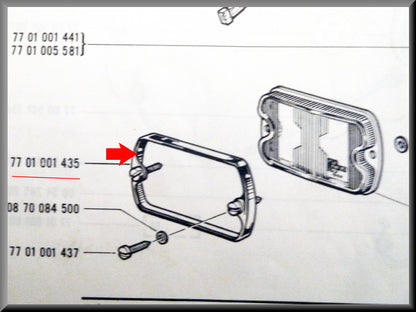Verstraleuse avec jante en inox – Renault 16 TS – OEM 7701001435