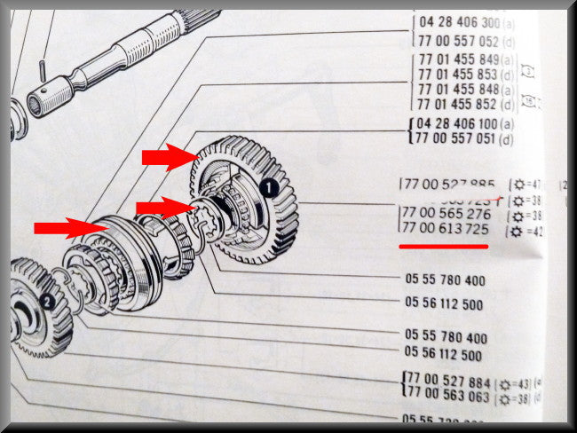 1st gear gear with synchronization hub (42 teeth) – Renault 16 – OEM 7700613725A