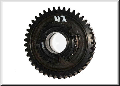 Gear 1st gear (42 teeth) – Renault 16 – OEM 7700613725 / 7700613726