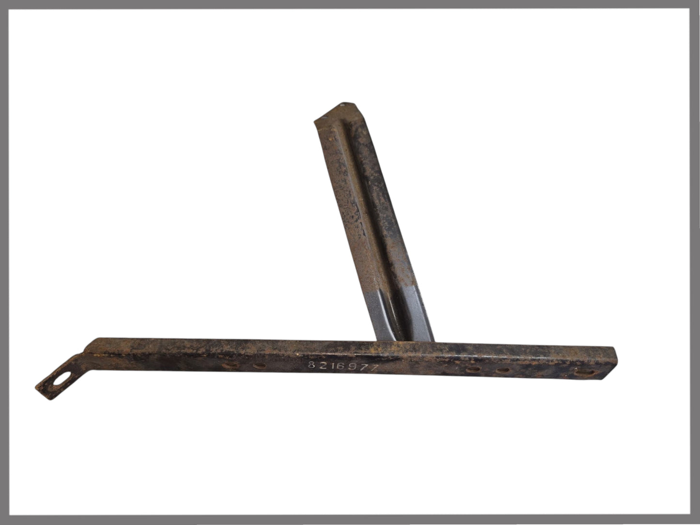 Bumpersteun voorzijde links – Renault 10 – OEM 0821697700