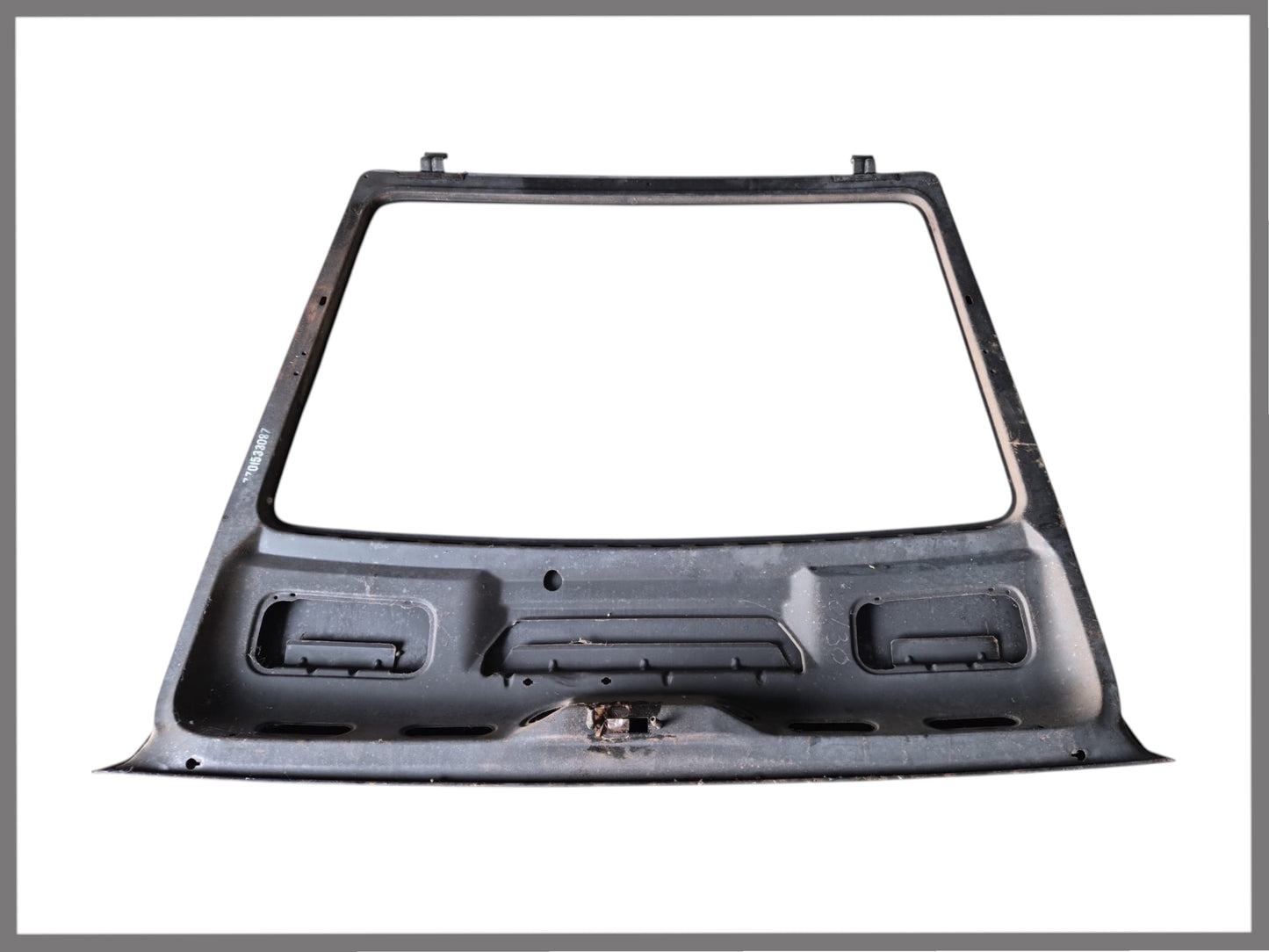 Tailgate (special lock hole) – Renault 20 – Renault 30 - OEM 7701533087