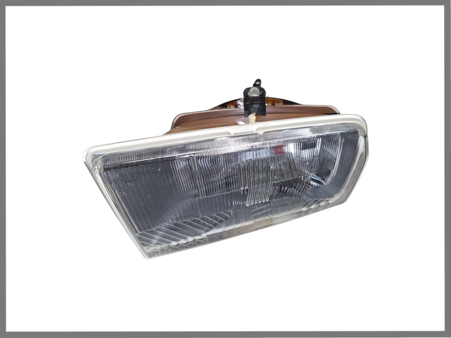 Phare H4 Gauche – Renault 20 – OEM 7701021610