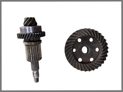 Couronne de roue et pignon (8 et 33 dents) – Renault 4 – Fourgonette - OEM 7701458338 – NOS