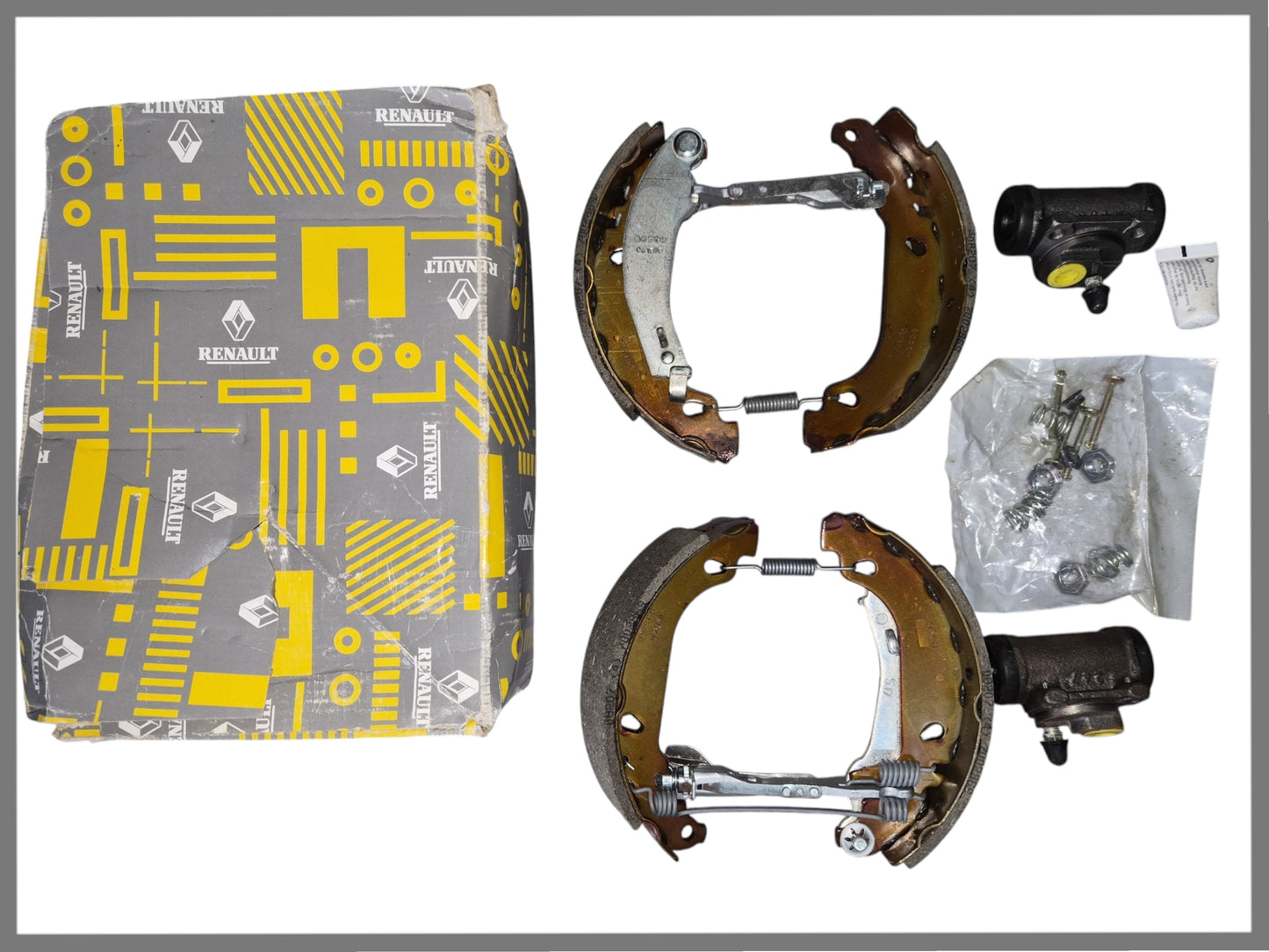 Remschoenset compleet - Renault 19 - OEM 7701205097
