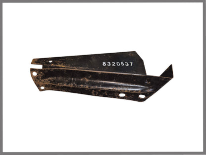 Steun spatbord achter links – Renault 8 – OEM 0832053700