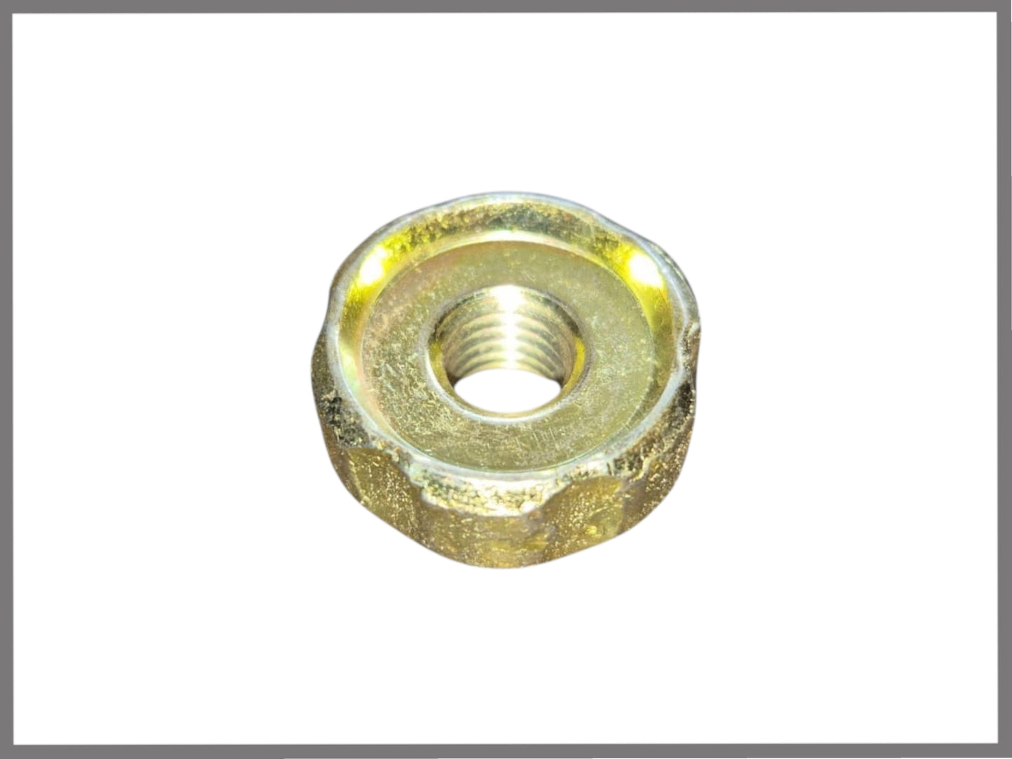 Nut M8 valve cover yellow passivated – Renault 16 L, TL – OEM 0607968000