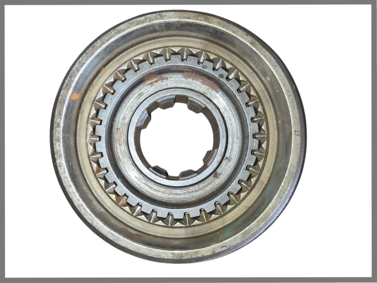 Synchronizer hub first and second gear with 30 teeth - Renault 5 - Renault 12 - Renault 16 - Alpine 110 - OEM 7701455852 and 7701455853