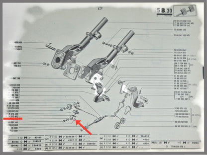 Houder silentbloc koppelingskabel – Renault 16 – OEM 0824520802